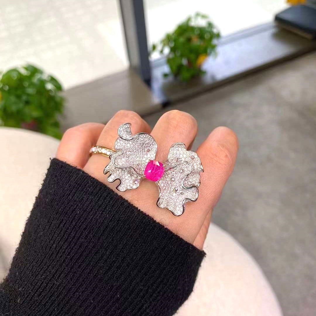 Bague diamant à grand nœud en or blanc 18 carats