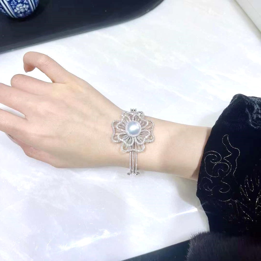 Natural Diamond Flower Cuff