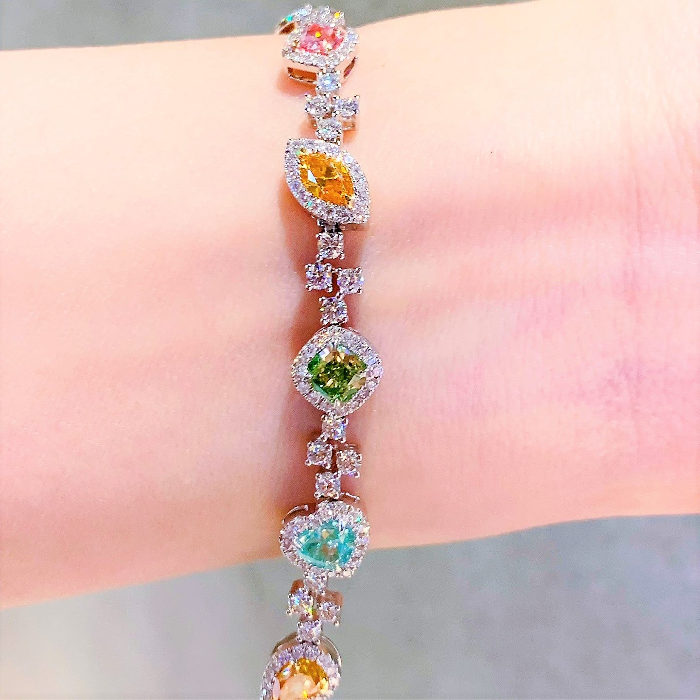 7.80ct Multishape Diamond Bracelet