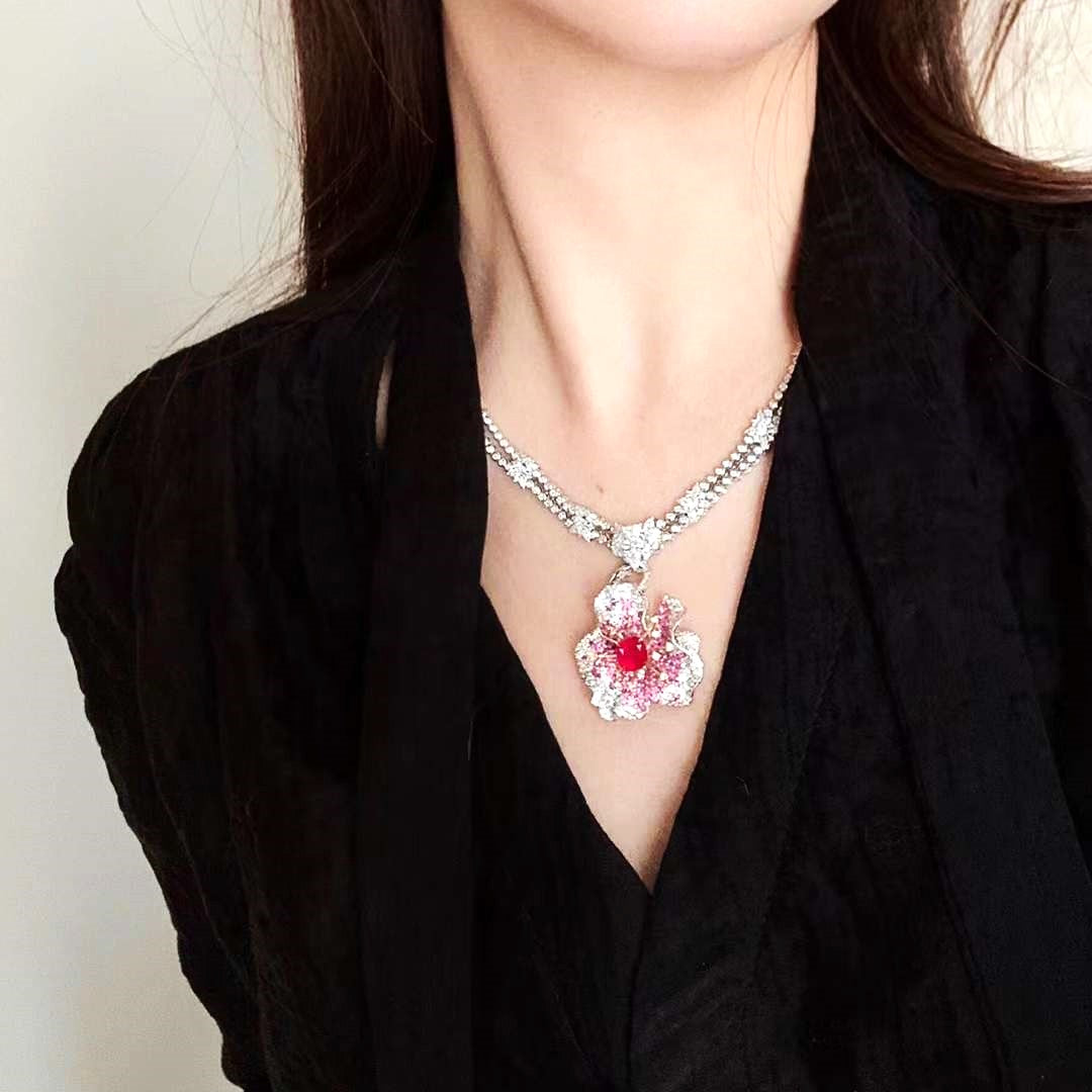 18kt White Gold Floral Diamond Ruby Pendant