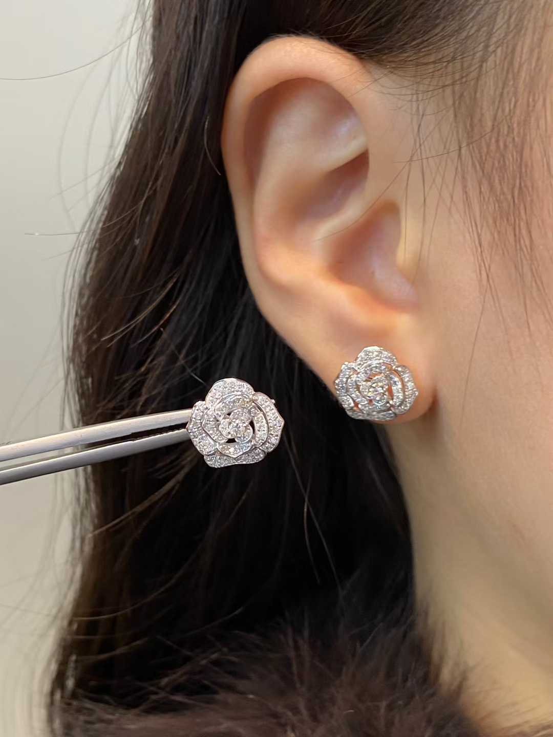 Camellia Diamond Stud Earrings