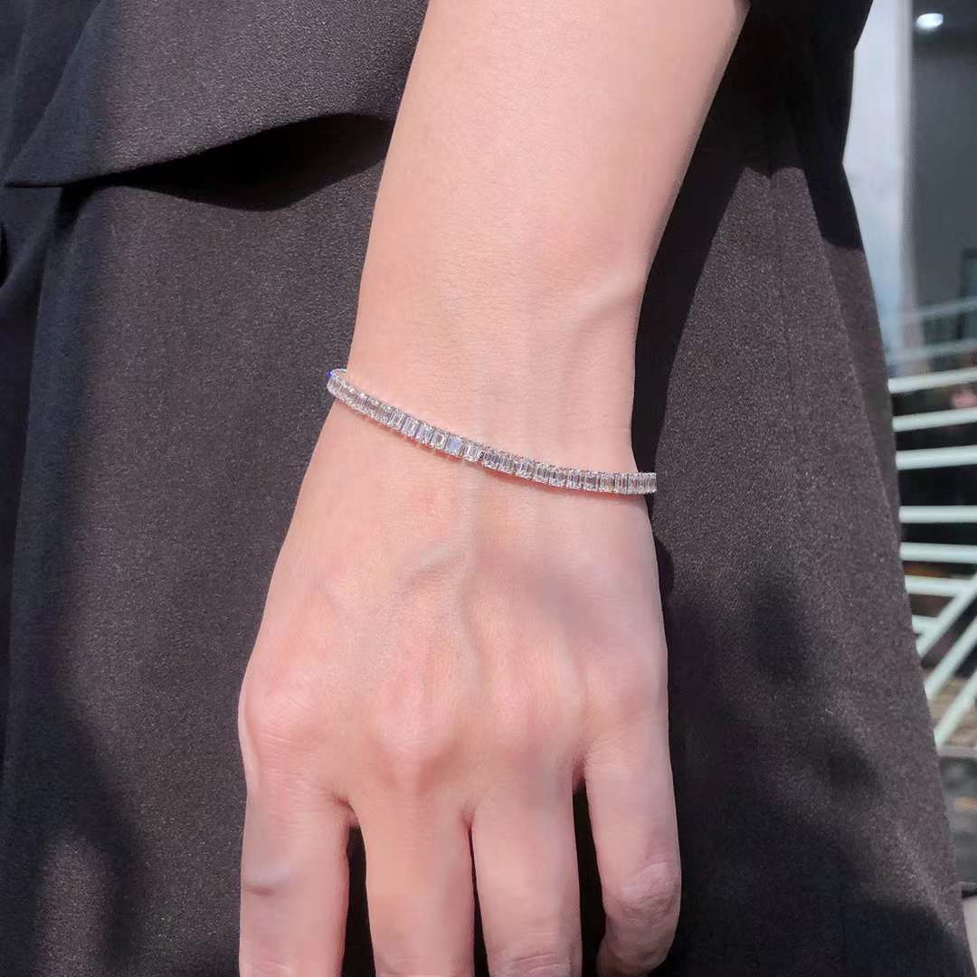 Emerald Cut White Diamond Tennis Bracelet in 18k White Gold