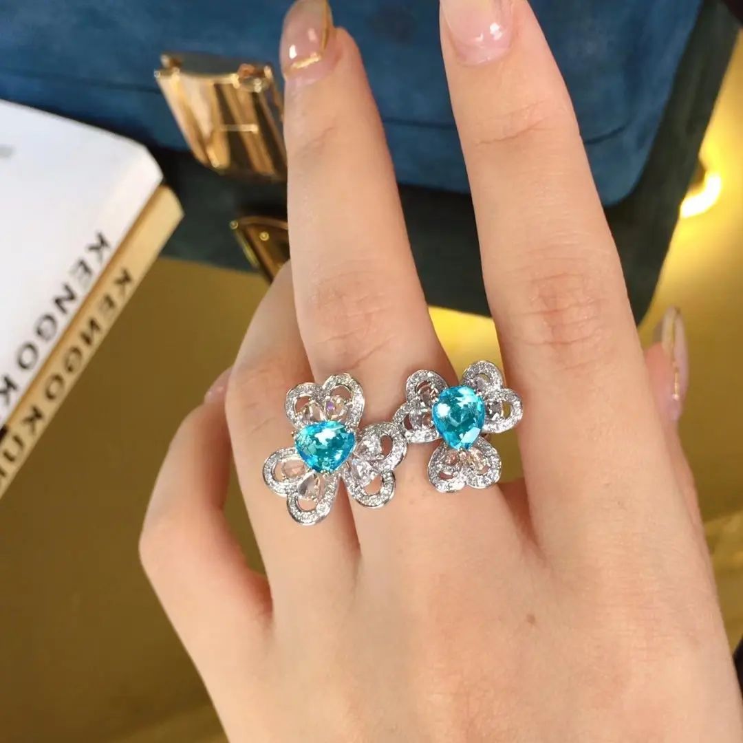 18k Paraiba Diamond Flower Ring