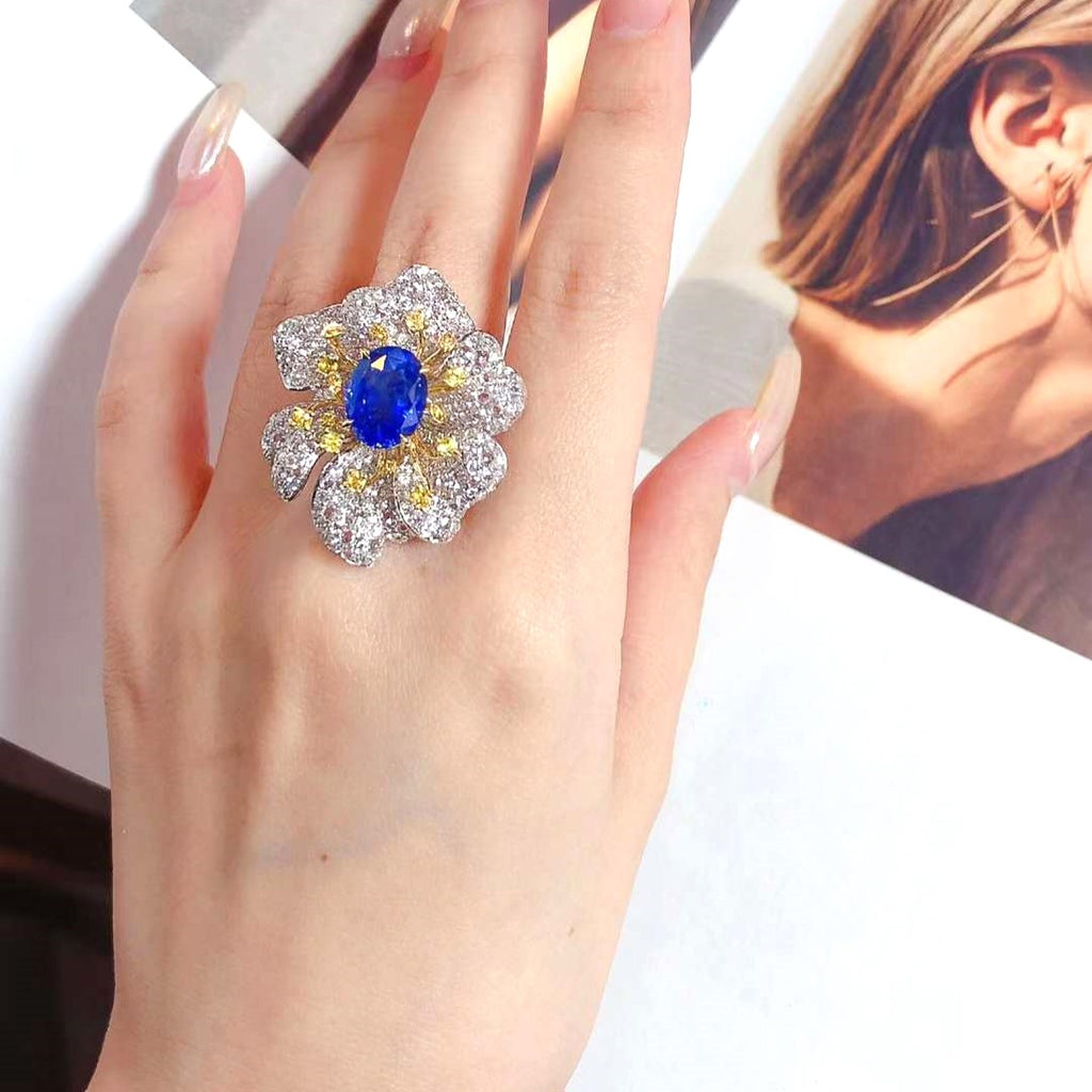 Bague tendance fleur saphir et diamants