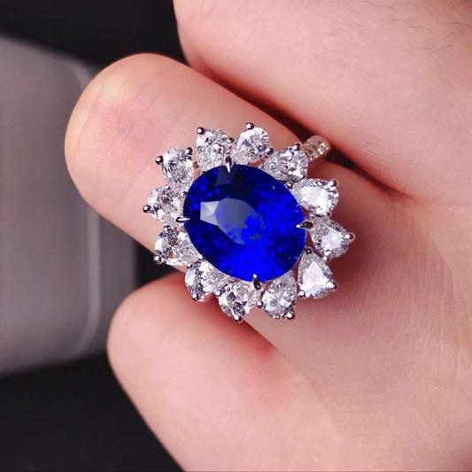 Saphir bleu royal de 7,20 carats