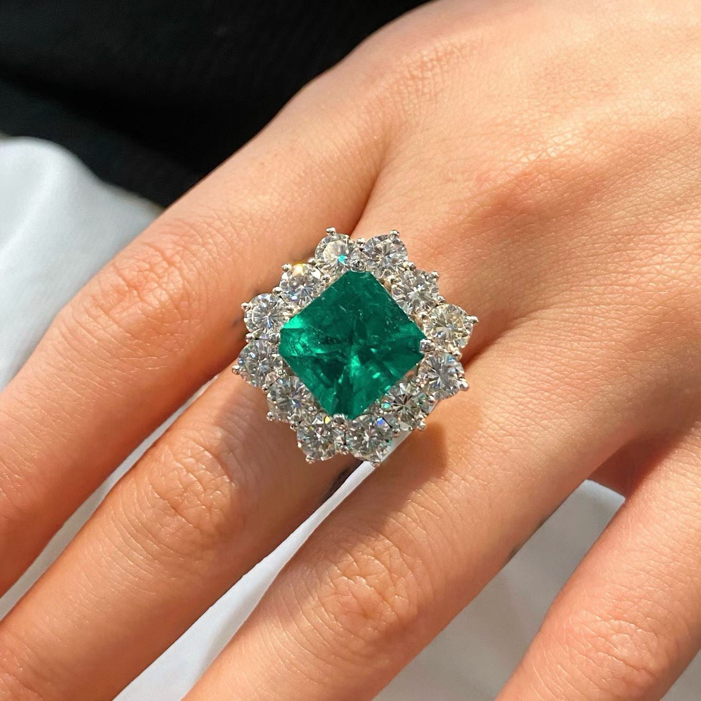 GRS-Certified Colombian Emerald