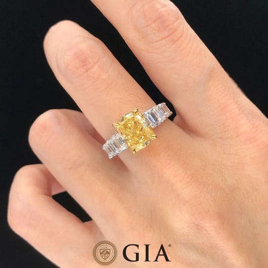 GIA Certified Band Ring with 6 Carat Yellow & White Diamond