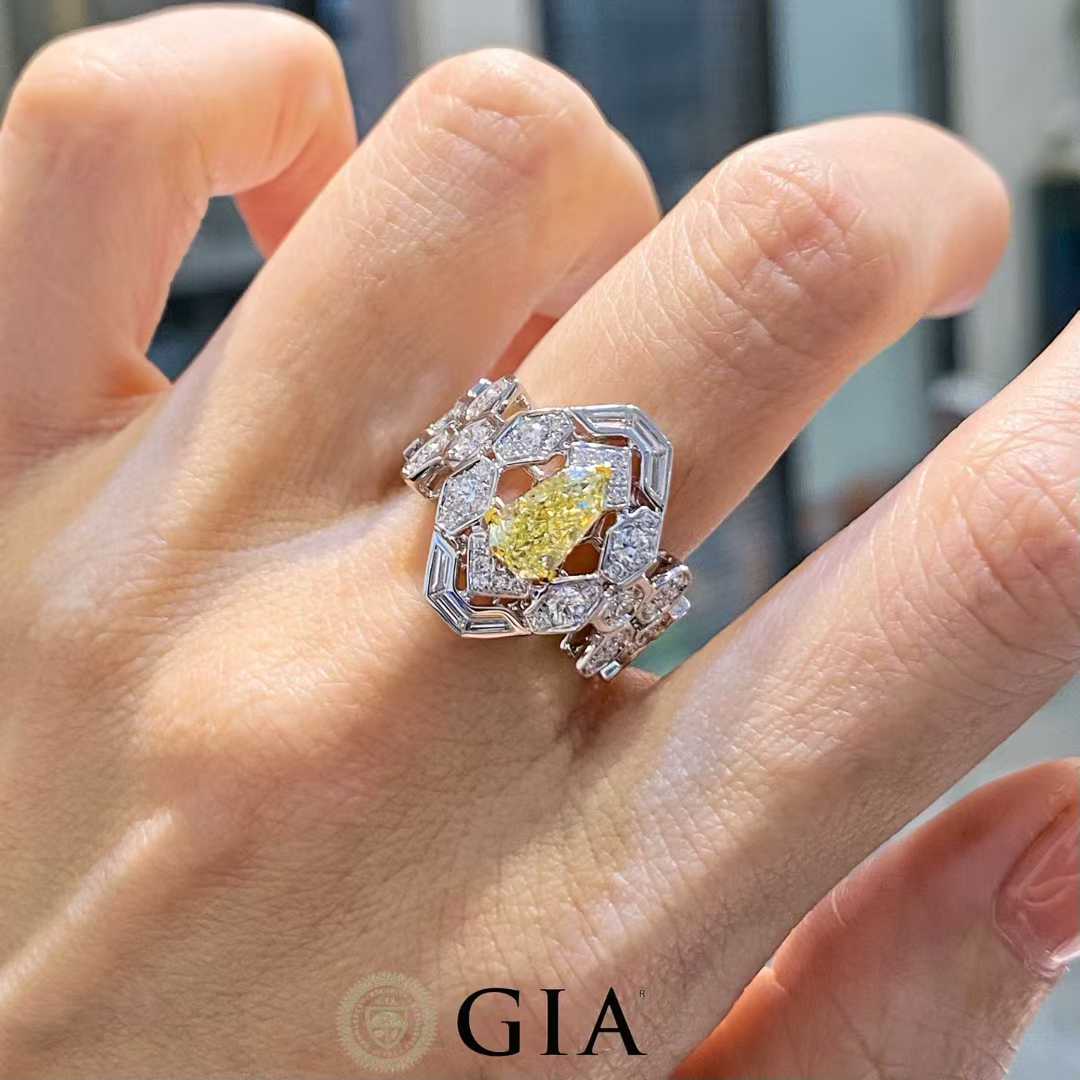 HoneyComb Ring