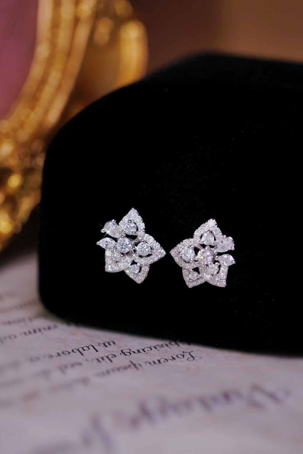 Irregular Flower Stud Earrings