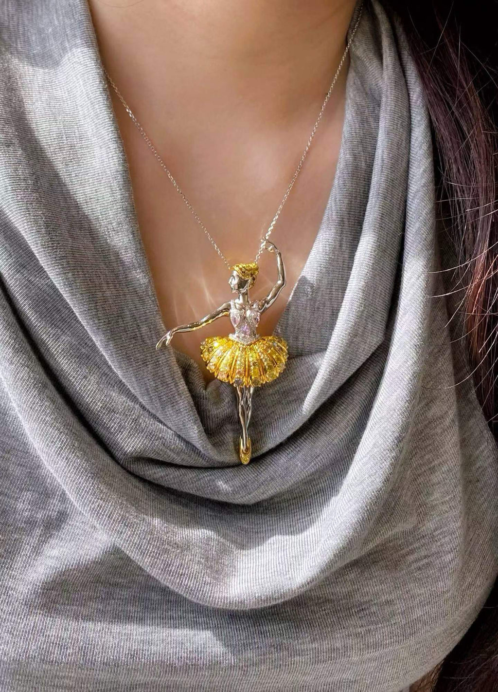 Ballerina Brooch / Pendant – 3ct Diamond