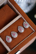 18K Gold 0.70ct Pink Diamond Teardrop Stud Earrings