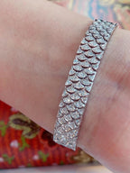 Fish-Scale Belt Design Bracelet