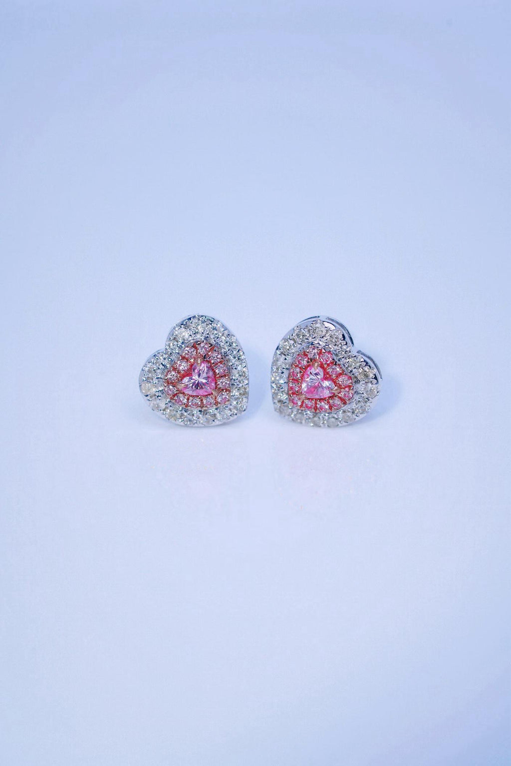 18K Gold Heart-Shaped Pink Diamond Stud Earrings