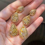 Pendientes con piedras de colores
