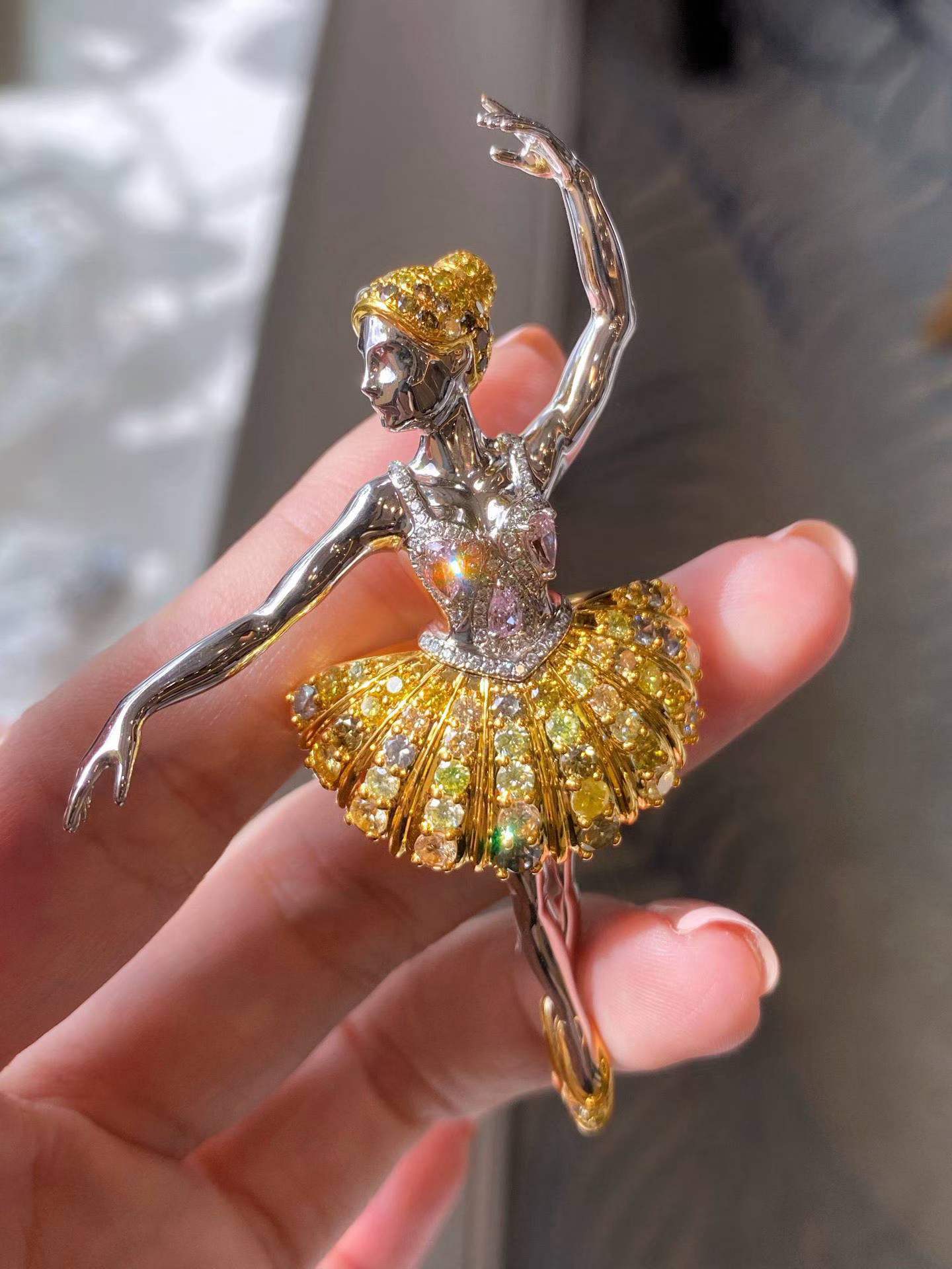 Ballerina Brooch / Pendant – 3ct Diamond