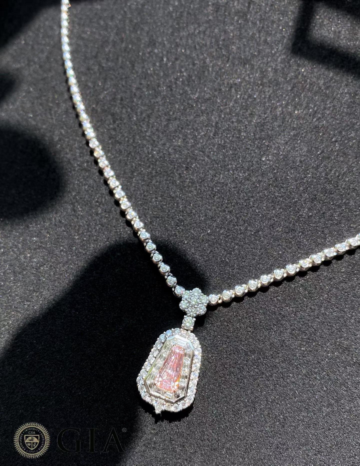 Miami Pink Necklace