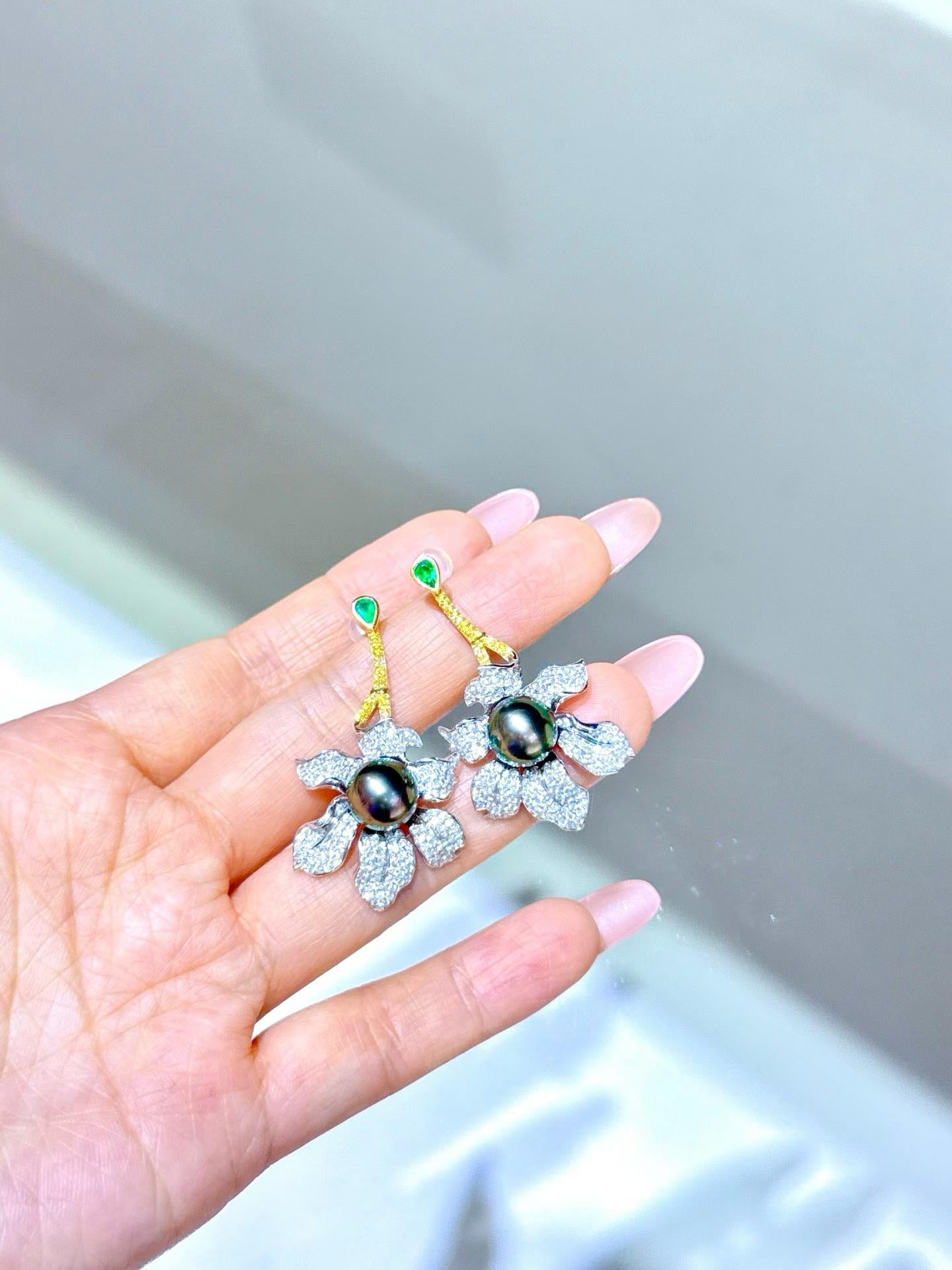 Tahitian Peacock Green Pearl Diamond Earrings