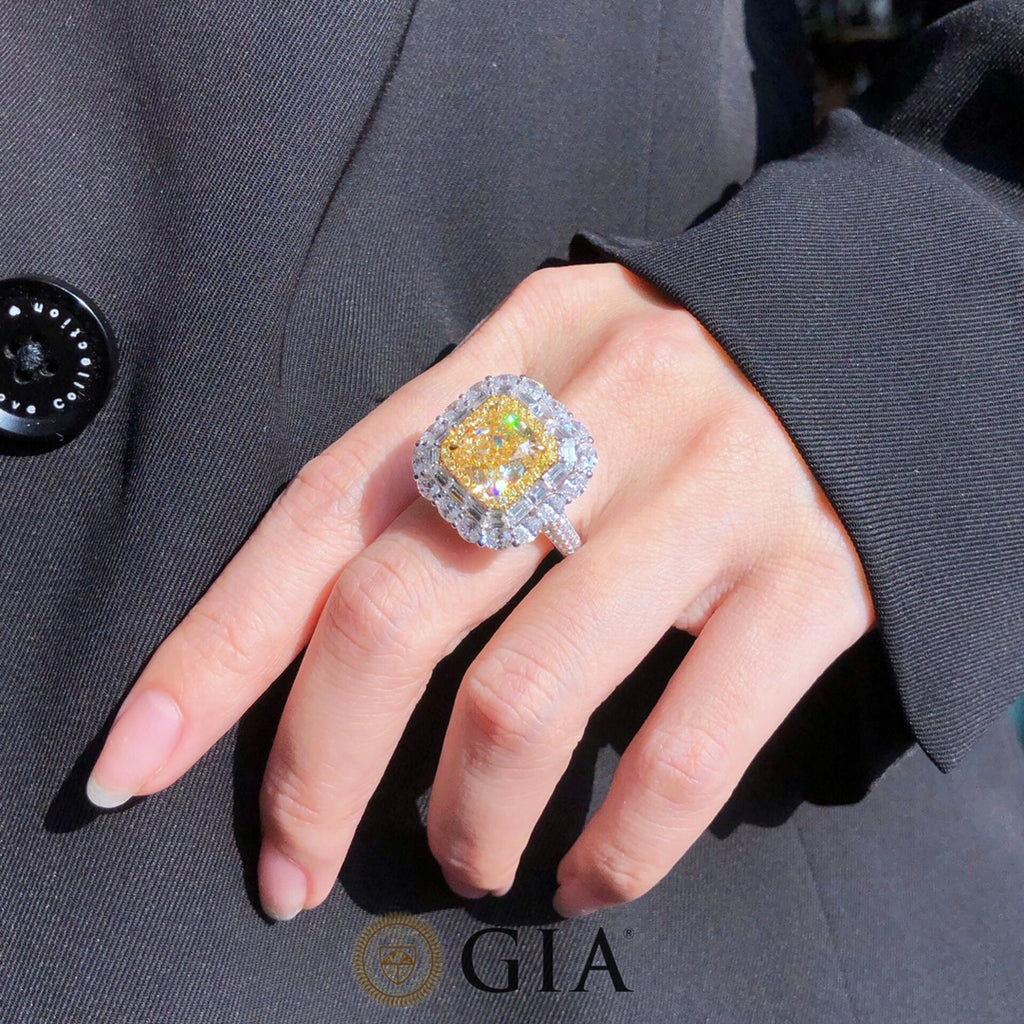 GIA Certified 8ct Yellow & White Diamond Engagement Ring – 18k Gold
