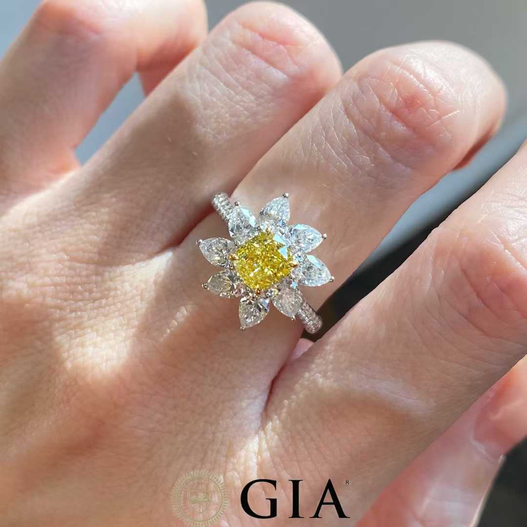 Fancy Vivid Yellow Diamond Ring