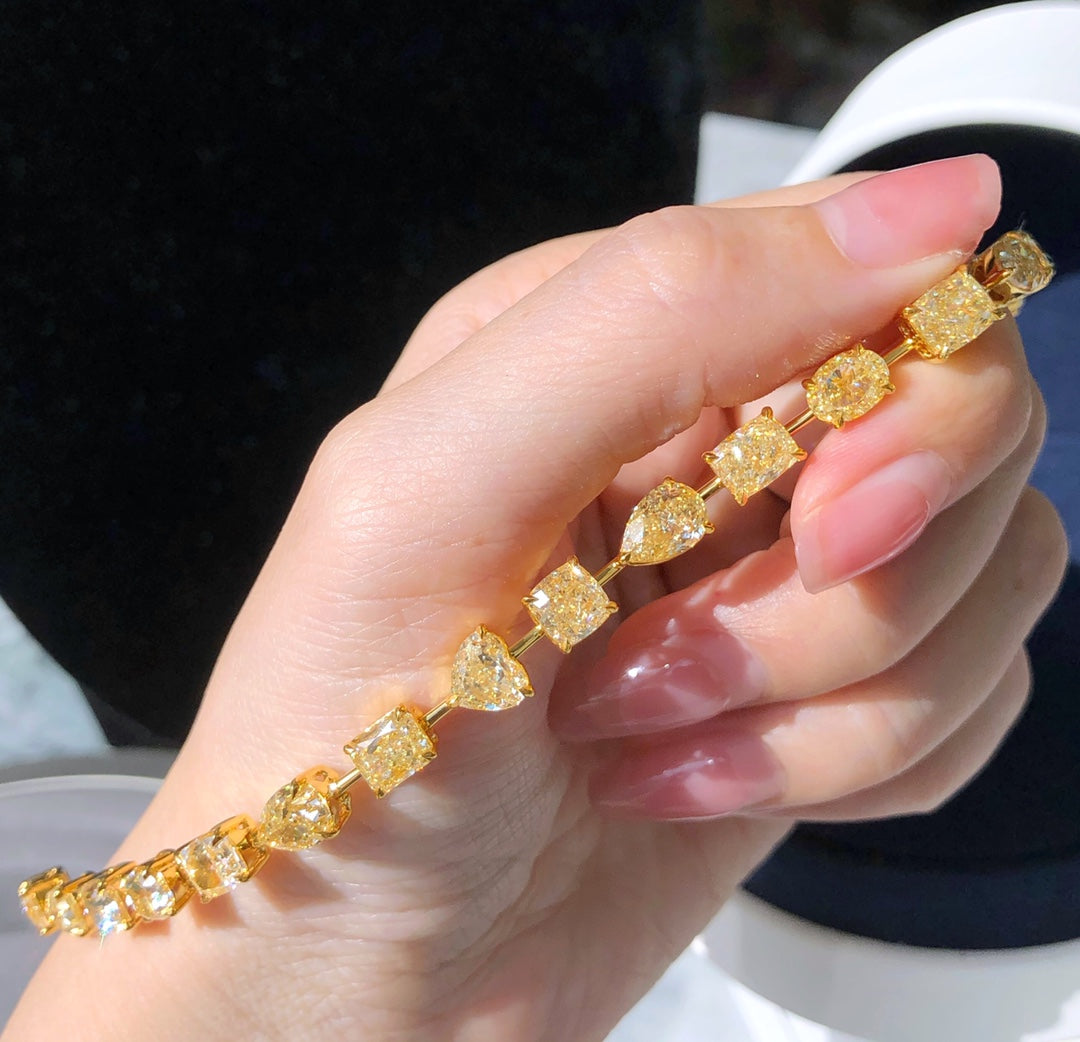  Luxury Multi-Shape Fancy Yellow Diamond Bracelet, 18K Gold, 19.50 Carats