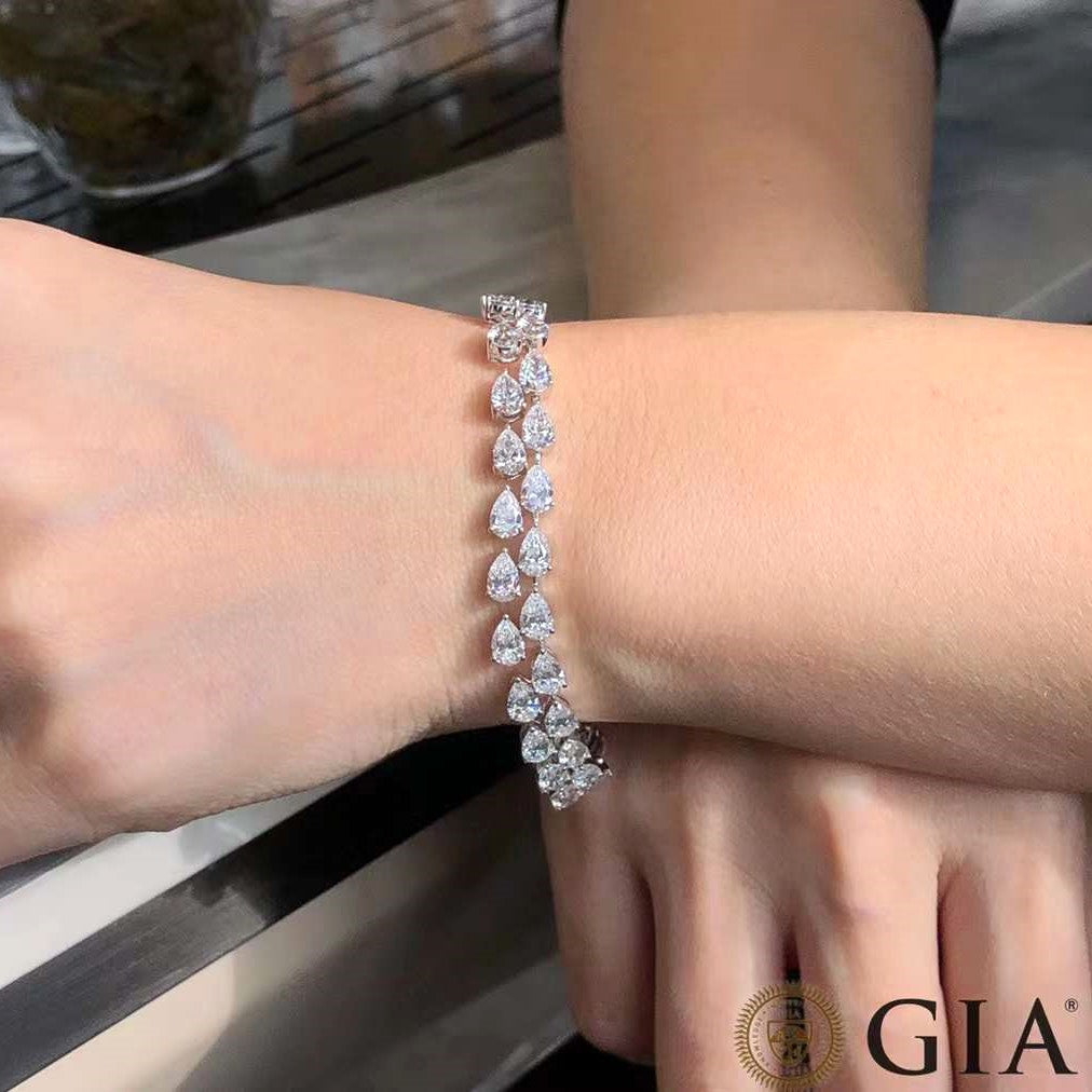 Luxury Pear Cut White Diamond Bracelet, 0.30ct Each, Set in 18K White Gold, 13.80ct Total