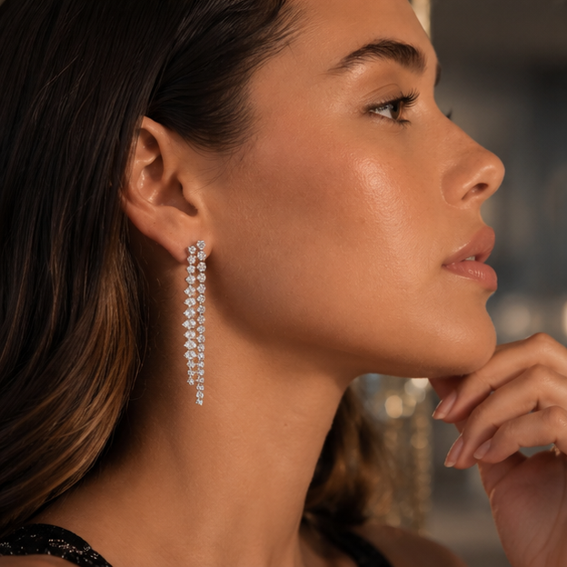 Diamond Dangle Earrings in 18K White Gold