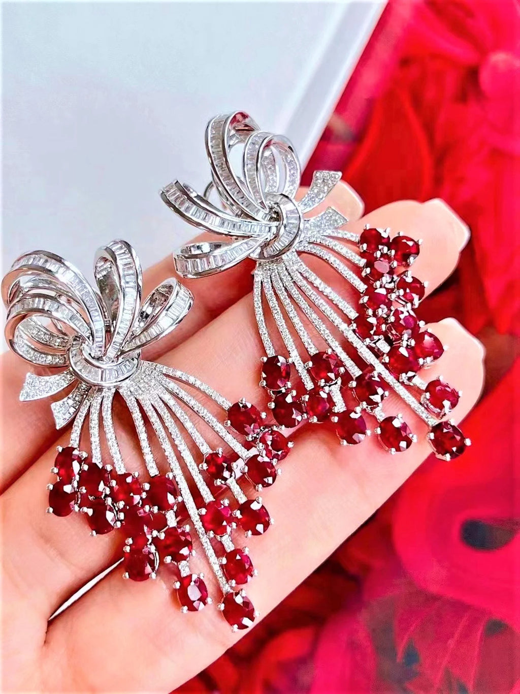 18k White Gold Ruby Diamond Earrings