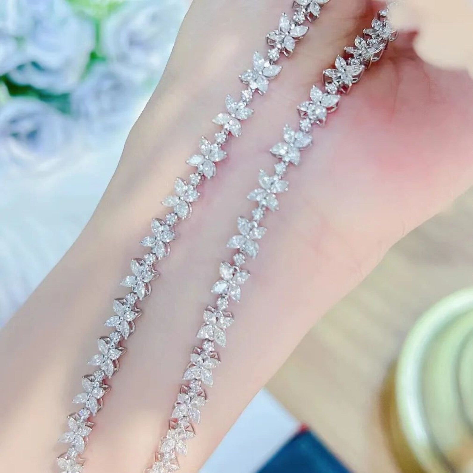 Gargantilla de diamantes de talla marquesa natural de 12 quilates