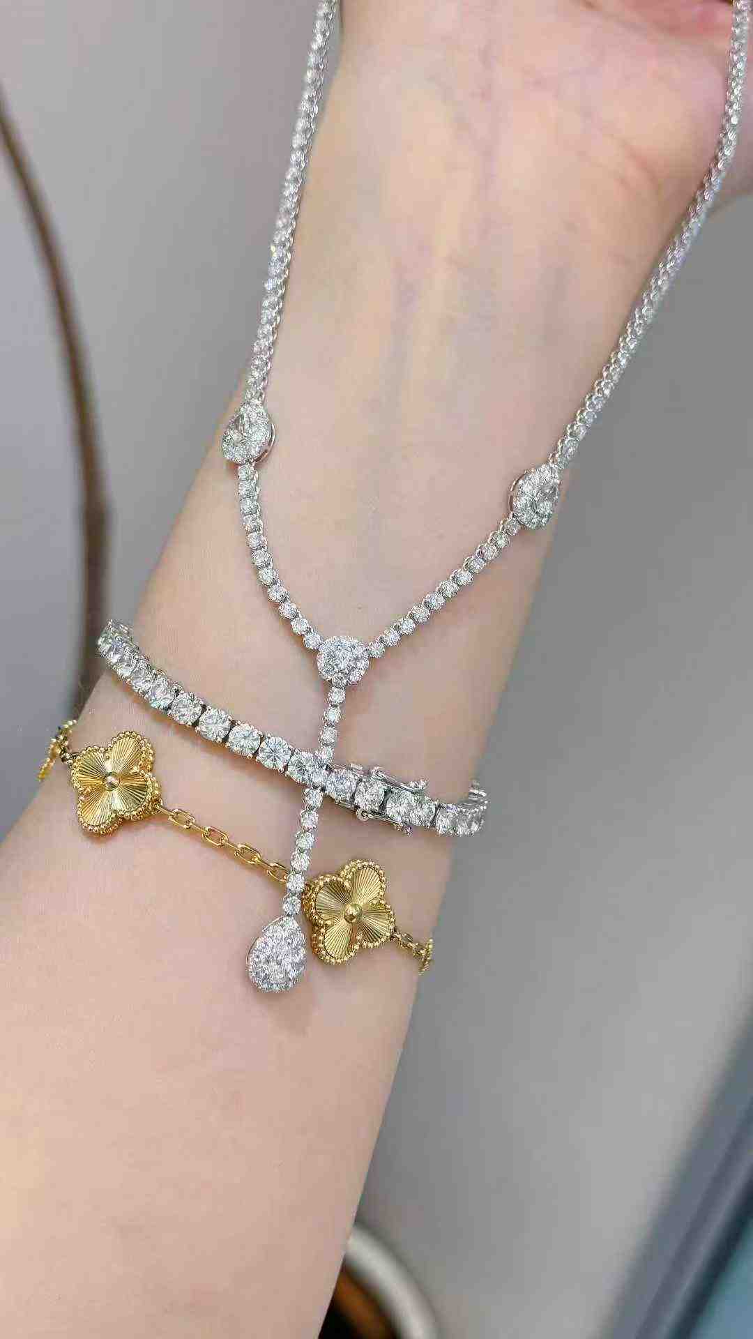 8.23ct Diamond  Drop Necklace