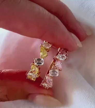 Half-Band Rings with Yellow or Pink Diamonds – 18K Gold